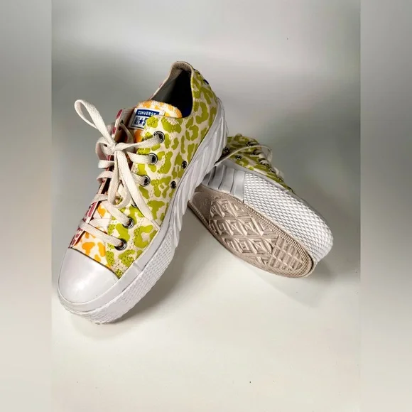 Converse Chuck Taylor Wild
All Star 2X Lift Platform Sneakers - Picture 5 of 9